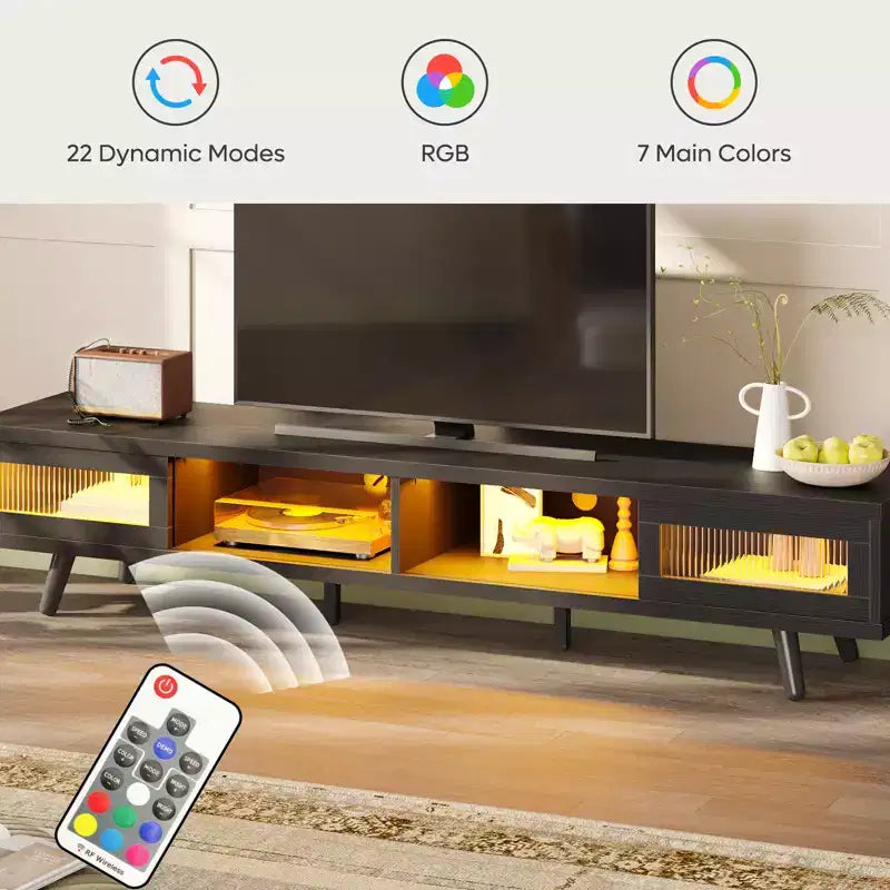 Mobile TV moderno a basso profilo da 70" con illuminazione LED e vani portaoggetti per soggiorno