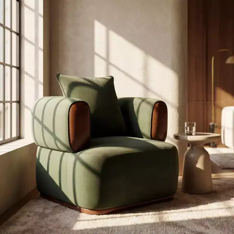 Poltrona di design moderna in velluto ed ecopelle con cuscino decorativo