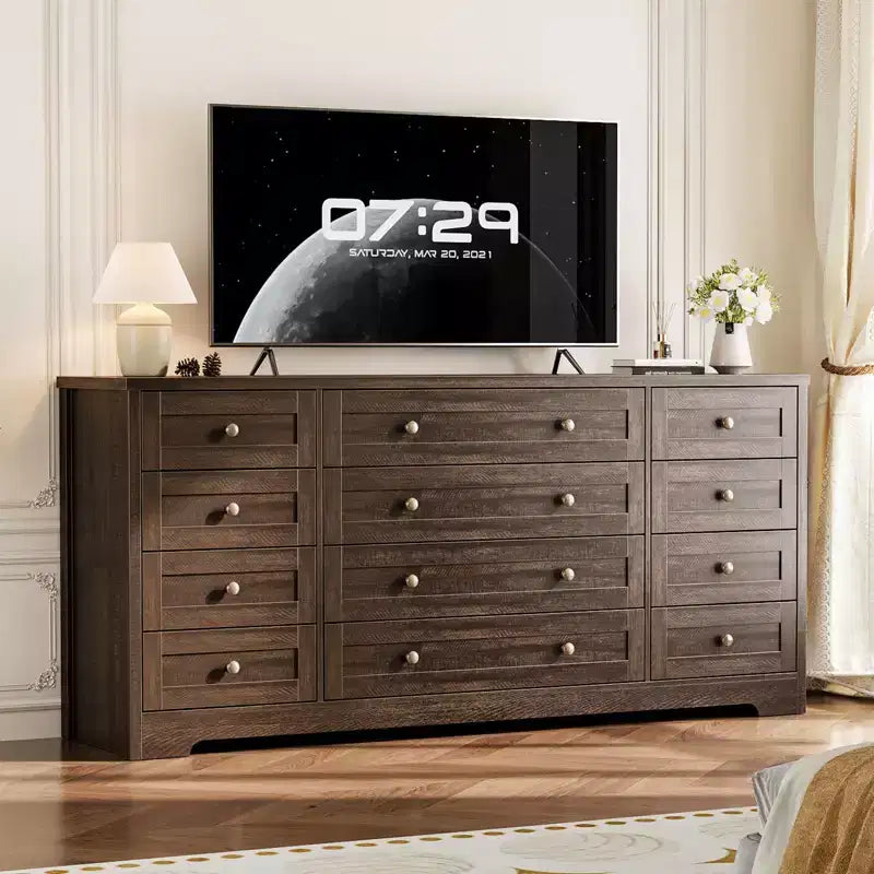 Cassettiere in legno resistenti con 12 cassetti, comò moderno per camera da letto, soggiorno o corridoio, mobile TV da 63" di larghezza per TV fino a 65"